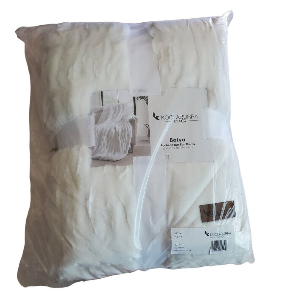 NEW Koolaburra by UGG White Faux Fur Throw Batya 50 in x‎ 70 in